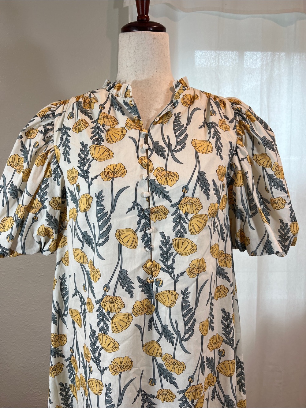 Hyacinth House White Mimi Midi Dress. Yellow Floral Print. Puff Sleeves. S. NWOT - Picture 5 of 13